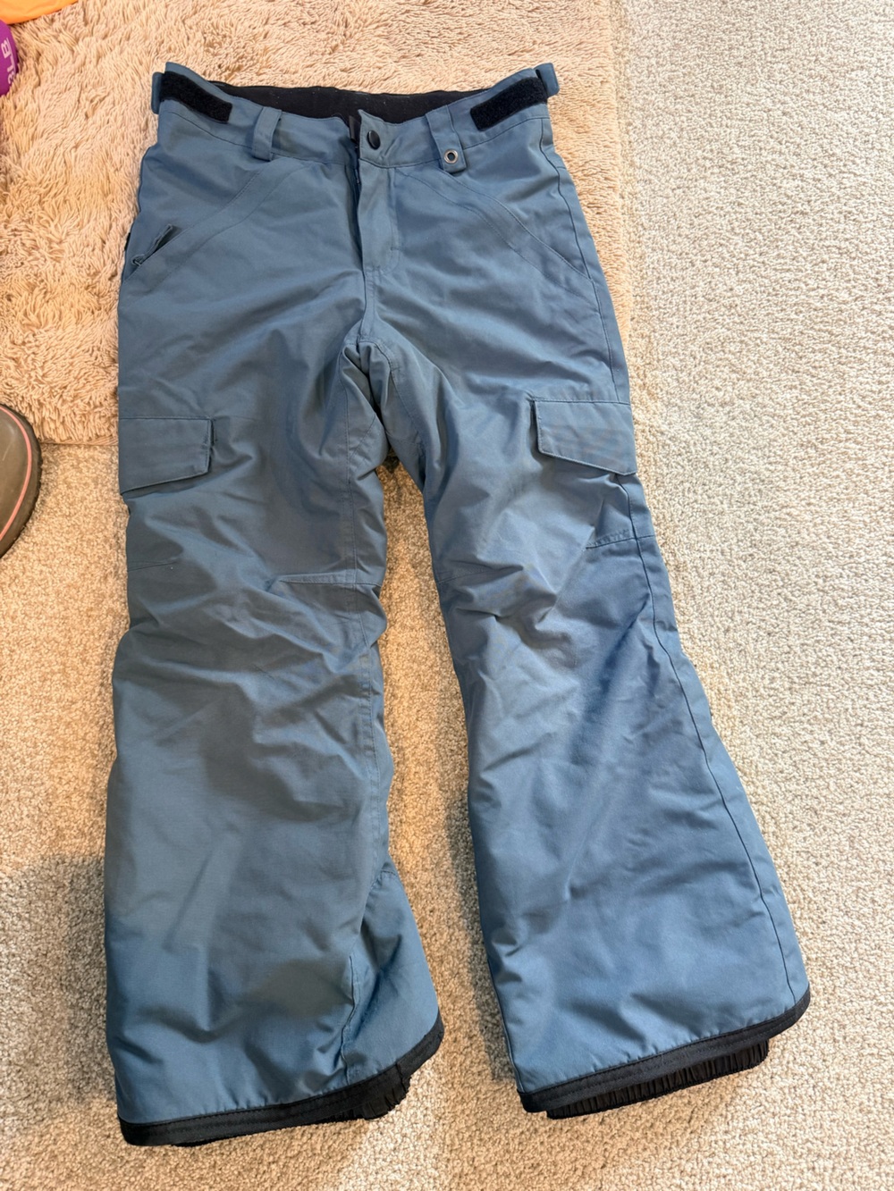 686 youth snow pants size Small